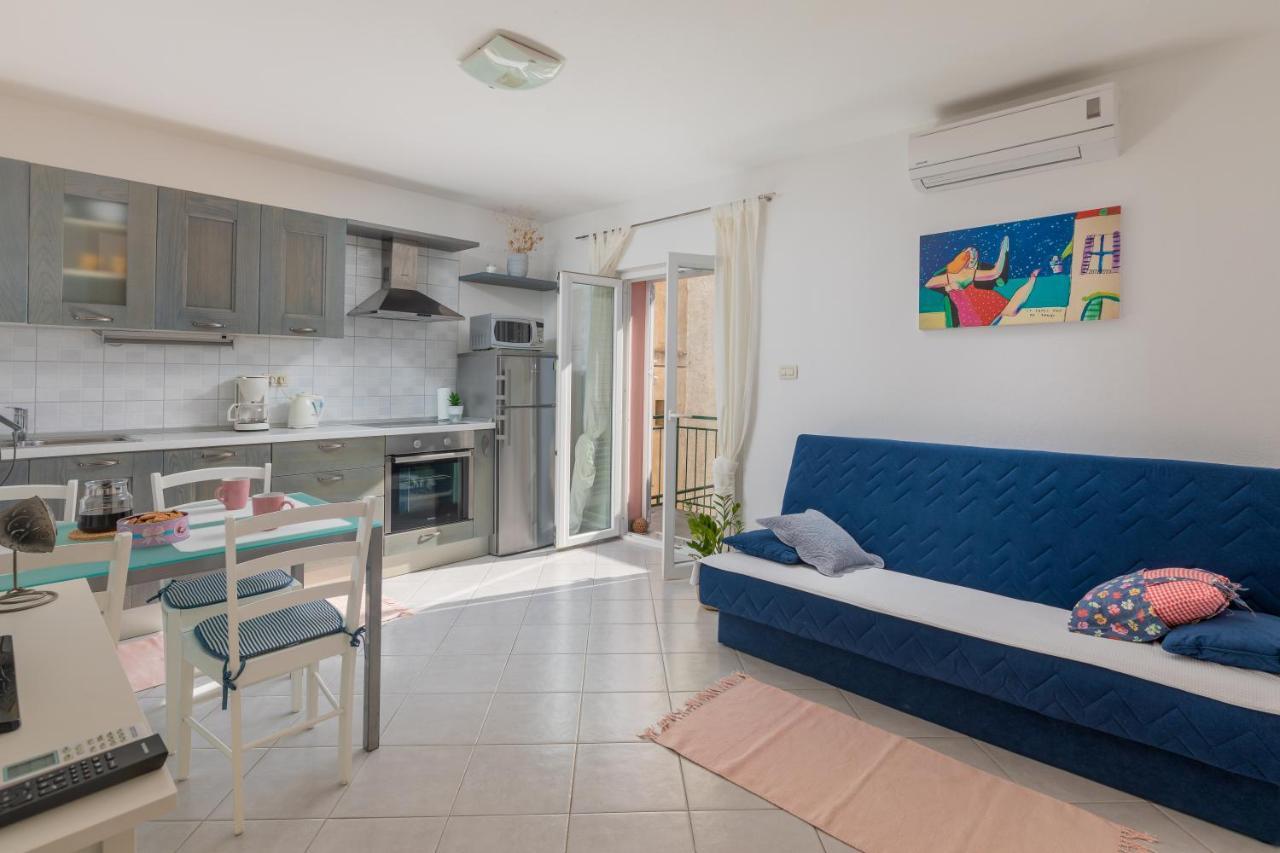 Apartment Top Terrace Подгора Екстериор снимка