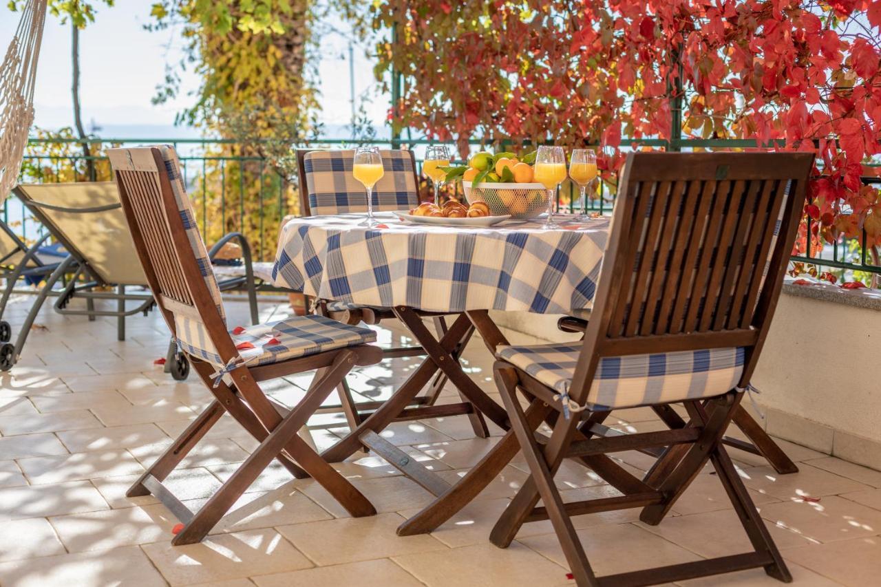Apartment Top Terrace Подгора Екстериор снимка